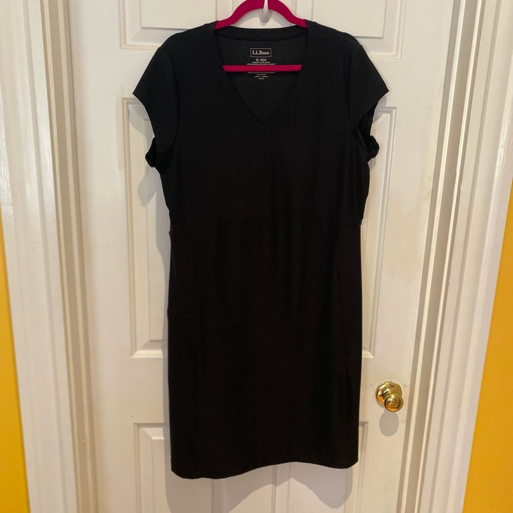 Vneck LL Bean sport dress, XL Reg.  Never worn.